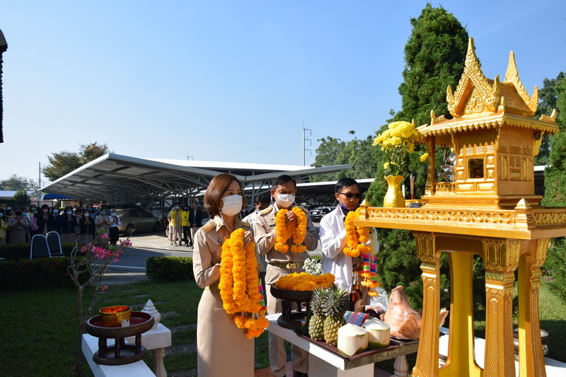 พิธีเปลี่ยนศาลพระภูมิ