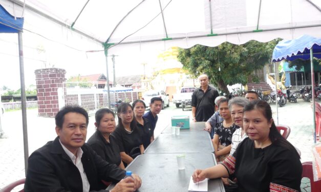 เข้าร่วมเคารพศพ นายประสิทธิ์ จันทร์อ้าย น้องชายของ นายกรณภพ จันทร์อ้าย พนักงานรักษาความปลอดภัย สังกัด สพป. เชียงใหม่ เขต 4